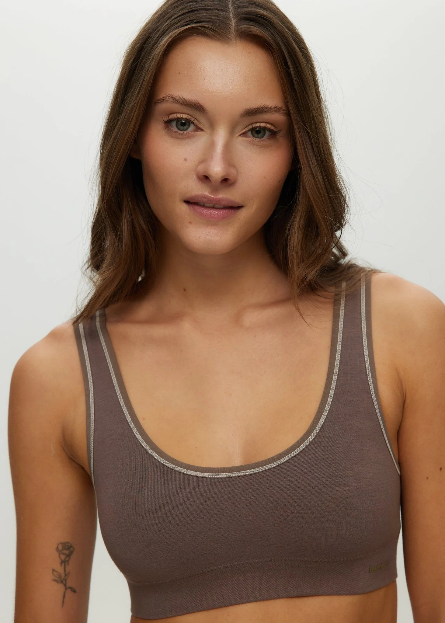Seamless Scoop Neck Bralette - Image 5